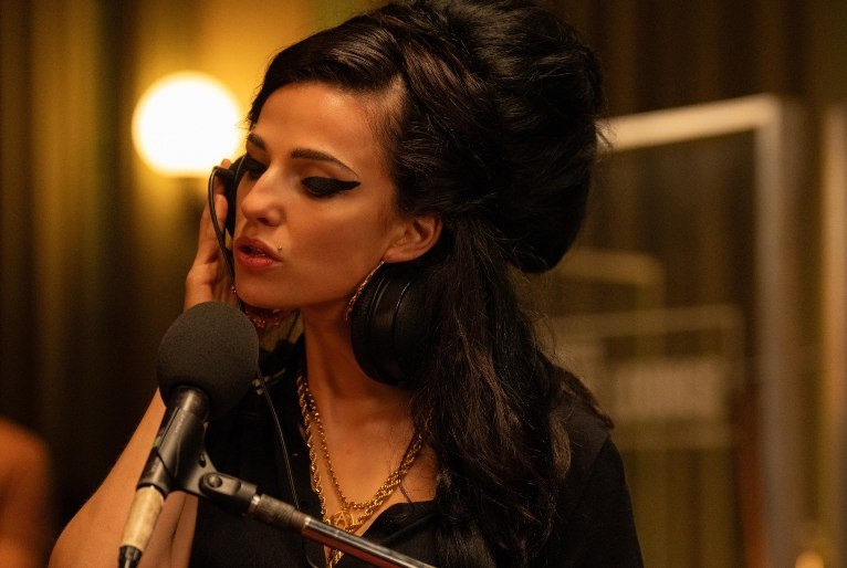 Back To Black Biografia De Amy Winehouse Chega Aos Cinemas Veja Trailer