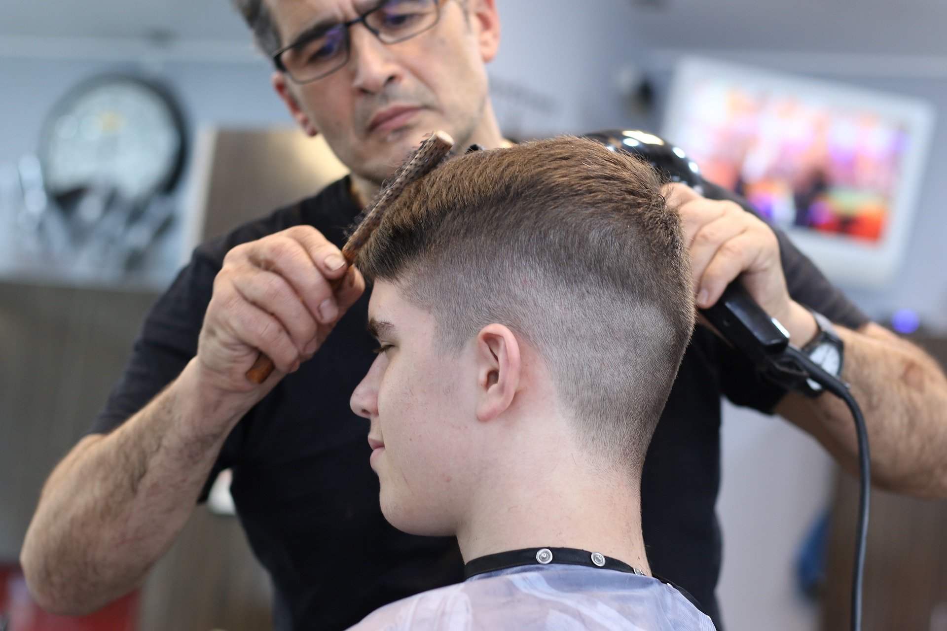 Corte de cabelo masculino - side cut zerado  Cabelo masculino, Corte de cabelo  masculino, Cabelo undercut masculino