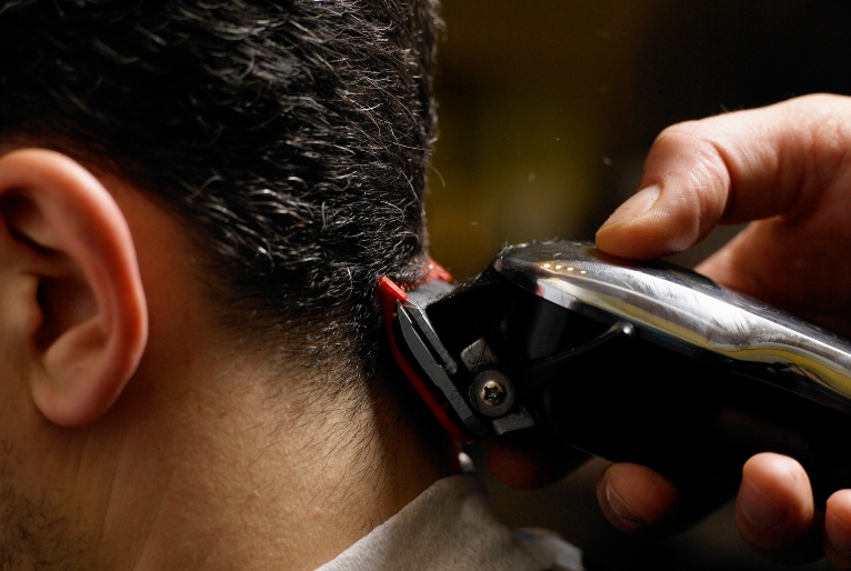 Corte De Cabelo Masculino com Finalização em V: Tudo Sobre e 15