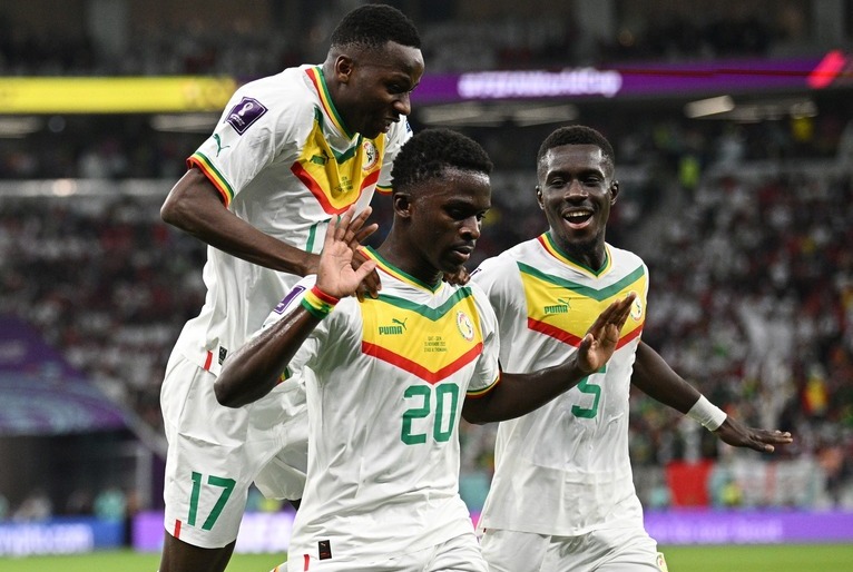 Senegal vence o Catar por 3 a 1 e entra na briga pela classificação no  Grupo A
