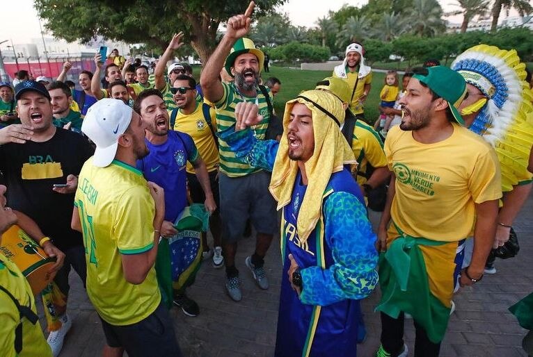 Torcedores aguardam ansiosos pela estreia do Brasil na Copa do Mundo do  Catar; confira memes – Metro World News Brasil