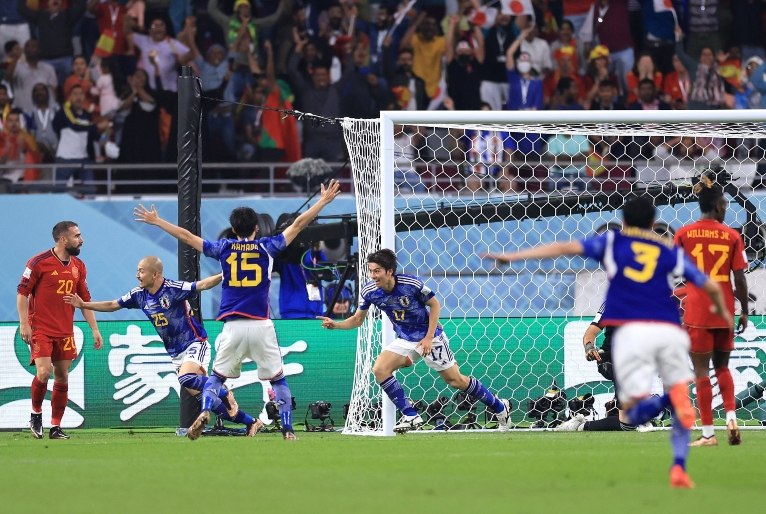 Japão vence Espanha e ambas se classificam para as oitavas da Copa