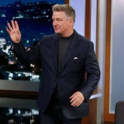 Reprodução/Facebook The Alec Baldwin Show