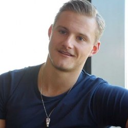 CCXP terá presença de Alexander Ludwig, o Bjorn Ironside de