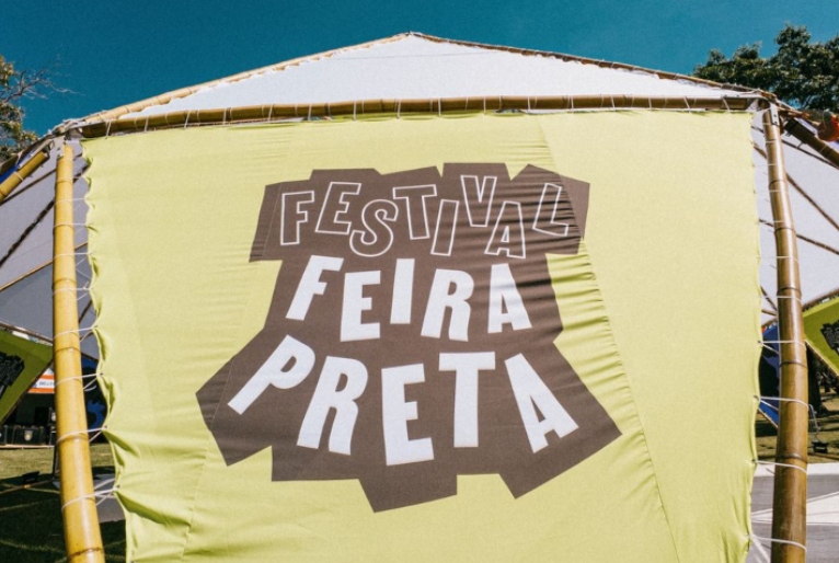 Reprodução/Instagram @feirapretaoficial