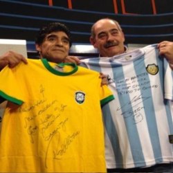 No Revista do Esporte, Rivellino relembra amizade com Maradona e se emociona