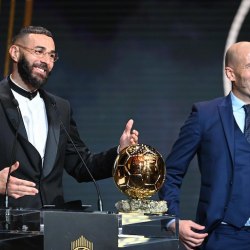 Benzema: Melhor jogador do mundo naufraga na Chuteira de Ouro