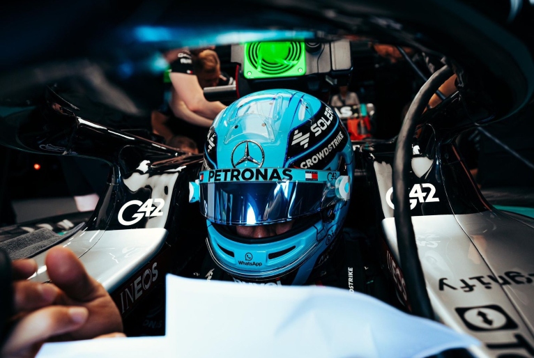 Reprodução/ 'X': @MercedesAMGF1