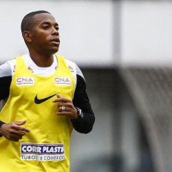 STJ forma maioria para Robinho cumprir pena no Brasil