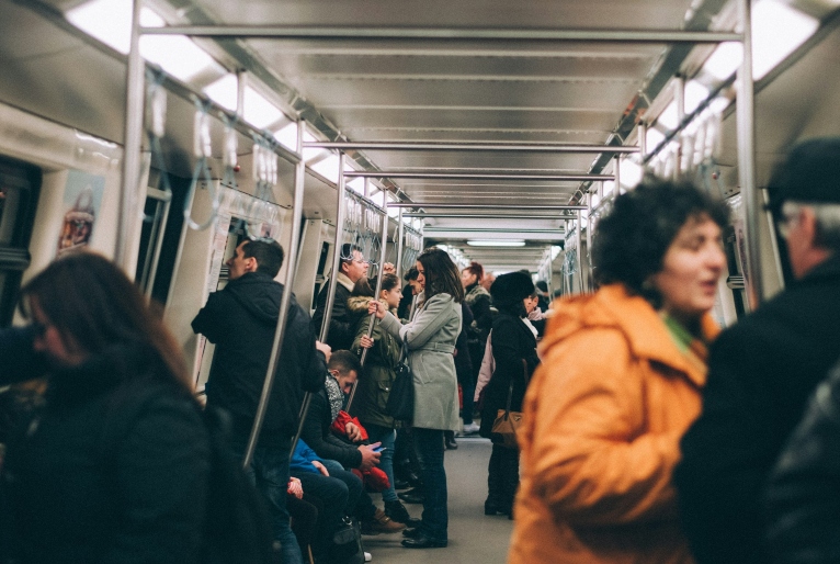 Duas linhas do Metrô apresentam interferências nesta sexta-feira (21) em São Paulo