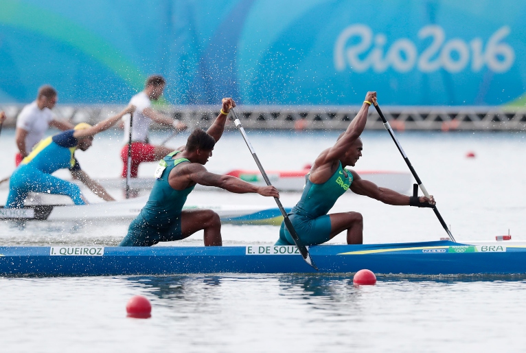 K4 e C2 femininos nas finais dos 500 metros de canoagem nos Jogos