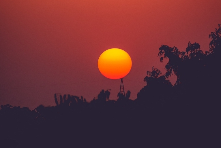 Desde o nascer ao pôr do sol - 12 pm