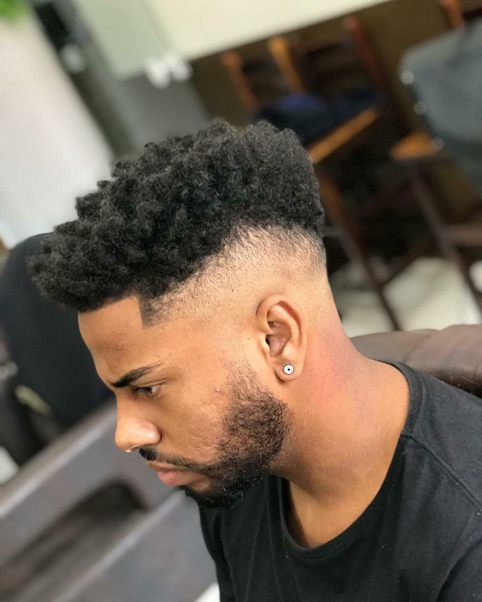 Corte disfarçado hot sale masculino